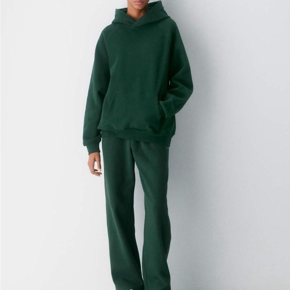 Aritzia Perfect Fit Sweatfleece Hoodie in Forest Green